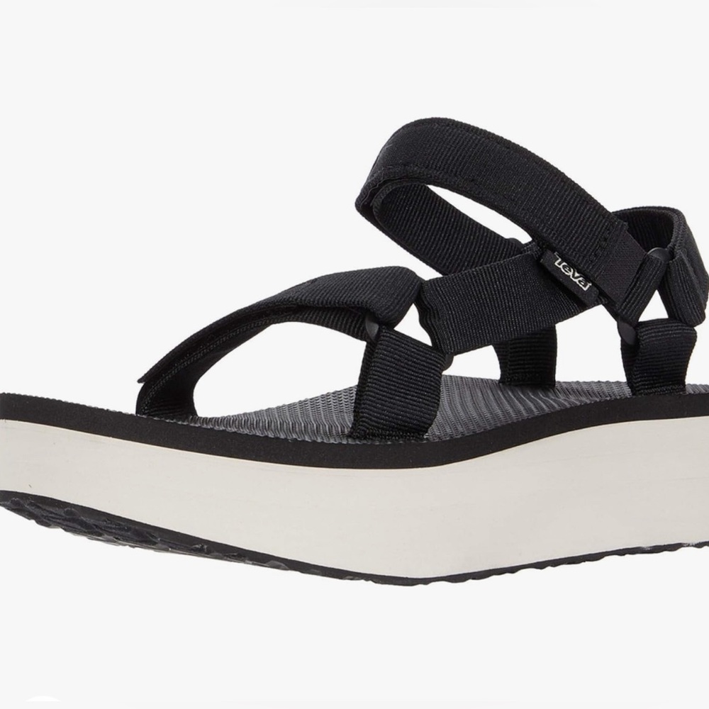 Flatform Teva size 9 women